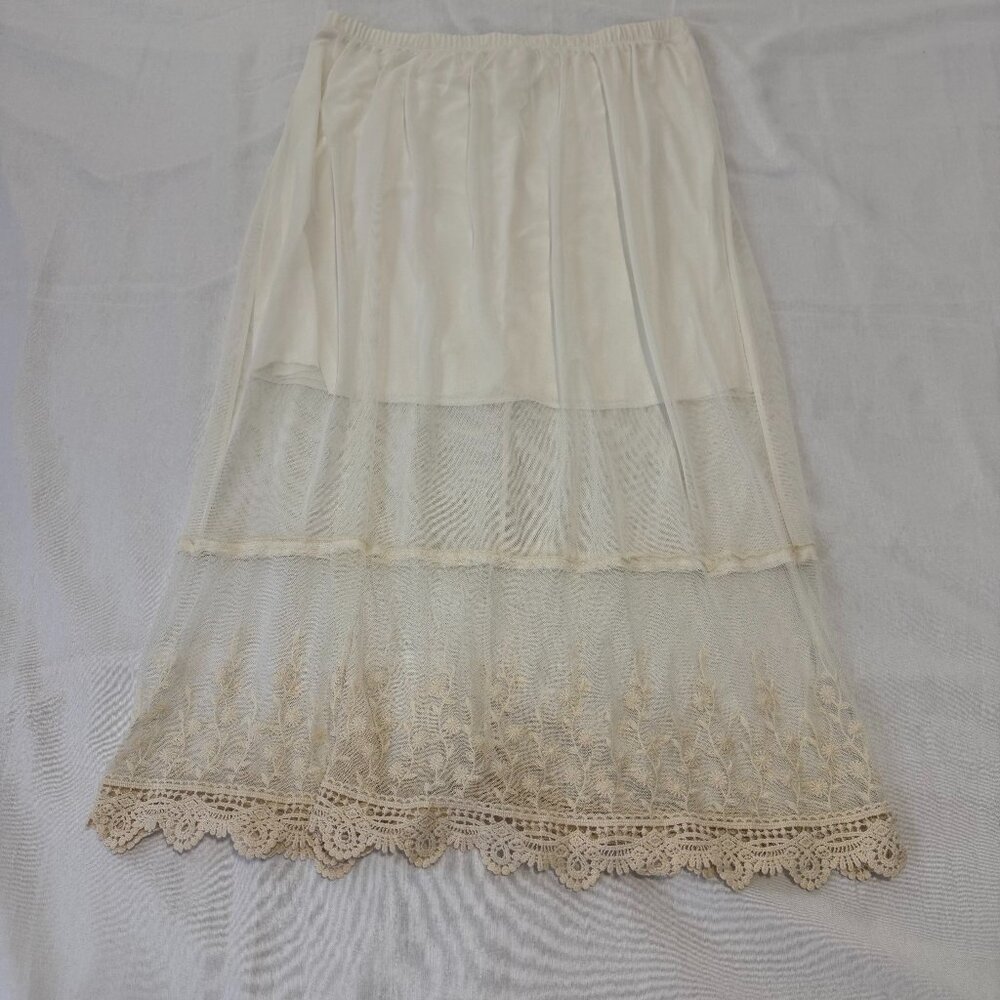 Ashlynn Kate 1X Ivory Lace Slip Skirt Layering Half Slip Boho Cottagecore Plus S